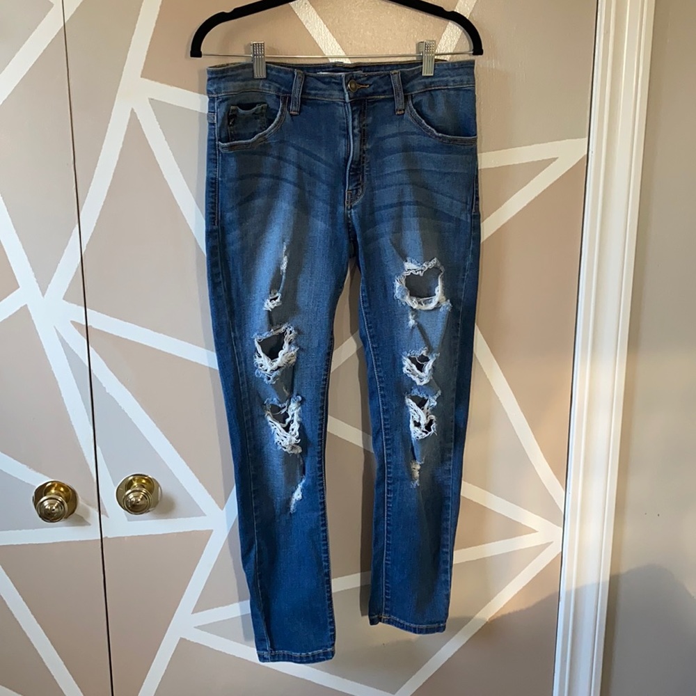 Stretchy Distressed Jeans
